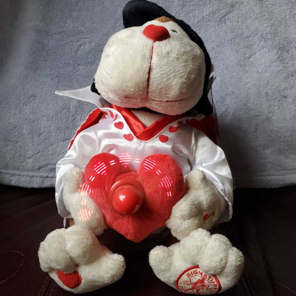 Elvis Presley Singing Dancing Monkey